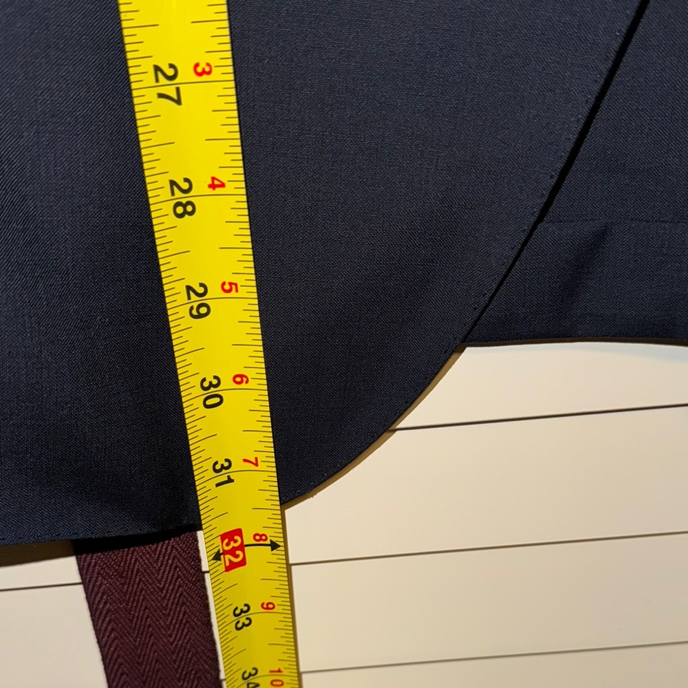 Burberry Navy Men's Blazer - Size 54R: See hyperlinked size chart for US sizing - Picture 5 of 8